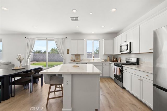 4833 Stirrup Court, Hemet, CA 92545