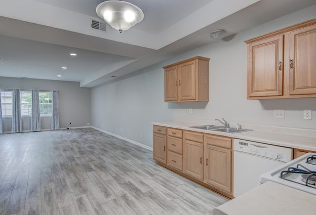 1239 Fox Hollow Drive, Chesterton, IN 46304