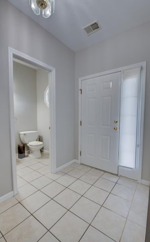 1239 Fox Hollow Drive, Chesterton, IN 46304