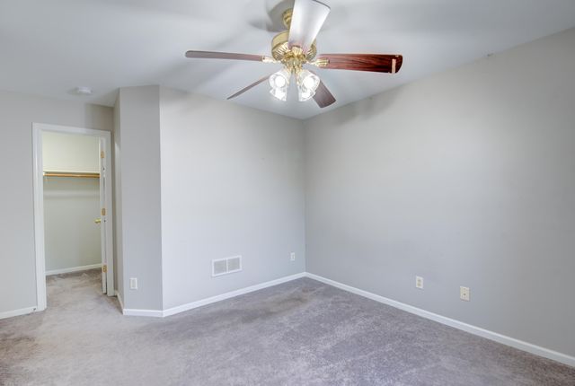 1239 Fox Hollow Drive, Chesterton, IN 46304