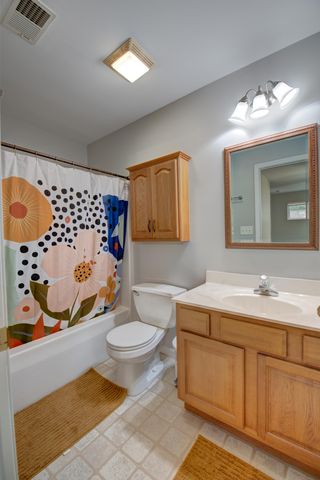 1239 Fox Hollow Drive, Chesterton, IN 46304