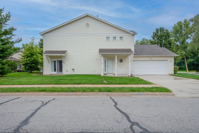 1239 Fox Hollow Drive, Chesterton, IN 46304