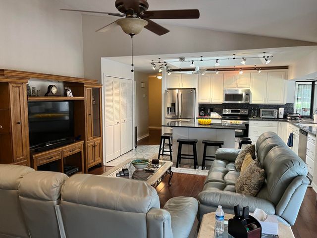 2001 SE Bisbee Street, Port St. Lucie, Port St Lucie, FL 34952