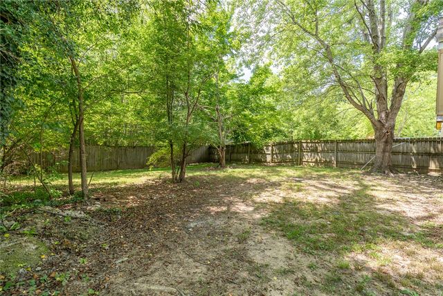 559 S Ray Avenue, Fayetteville, AR 72701