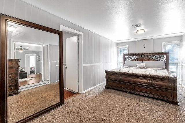 4301 E Clark St, Wichita, KS 67218