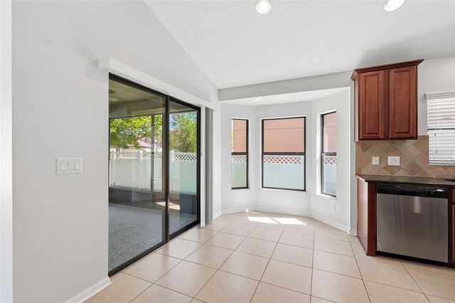 32111 GARDEN ALCOVE LOOP, Wesley Chapel, FL 33545