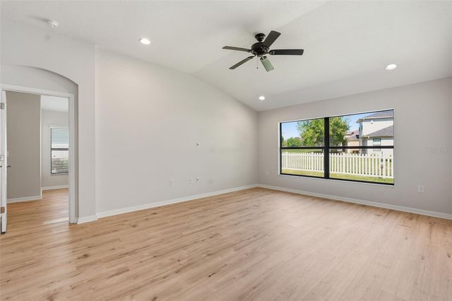 32111 GARDEN ALCOVE LOOP, Wesley Chapel, FL 33545