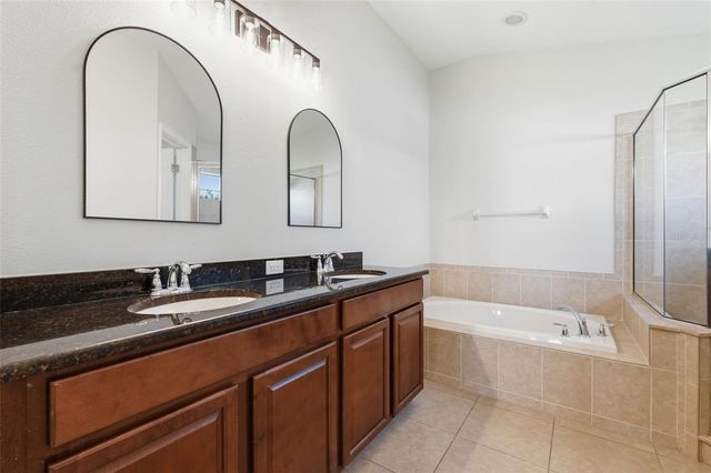 32111 GARDEN ALCOVE LOOP, Wesley Chapel, FL 33545