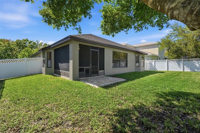 32111 GARDEN ALCOVE LOOP, Wesley Chapel, FL 33545