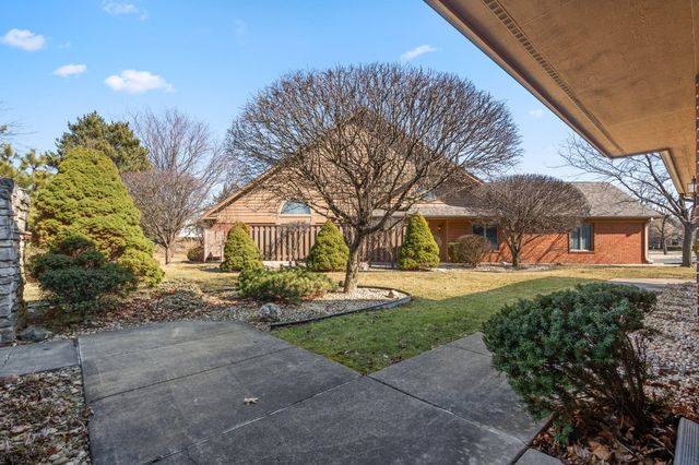 911 Westminster Lane, Munster, IN 46321