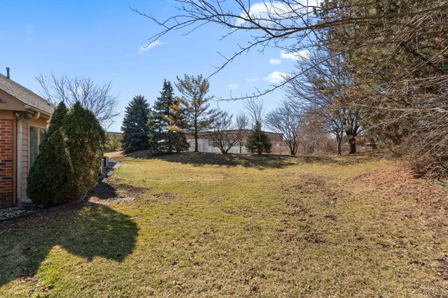 911 Westminster Lane, Munster, IN 46321