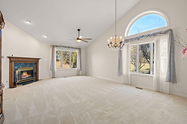 911 Westminster Lane, Munster, IN 46321