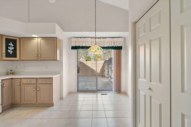 911 Westminster Lane, Munster, IN 46321