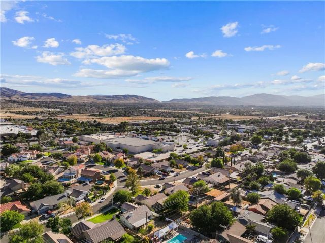 37270 Carousel, Palmdale, CA 93552
