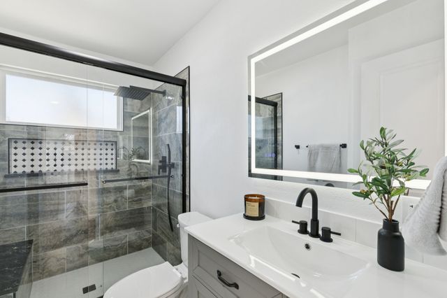 10325 Maylee Boulevard, Dallas, TX 75228