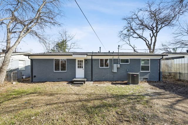 10325 Maylee Boulevard, Dallas, TX 75228