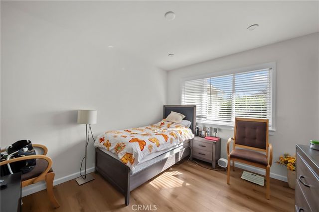 16515 16517 Index, Granada Hills, CA 91344