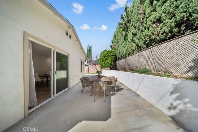 16515 16517 Index, Granada Hills, CA 91344