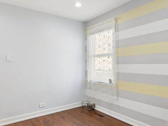 2535 West Street, River Grove, IL 60171