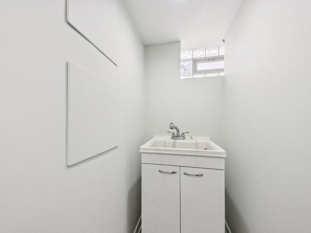 2535 West Street, River Grove, IL 60171