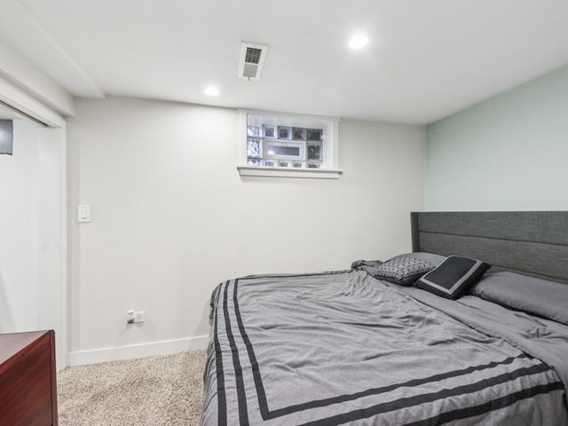 2535 West Street, River Grove, IL 60171