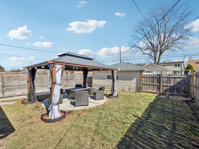 2535 West Street, River Grove, IL 60171