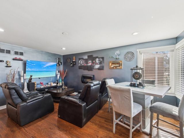 2535 West Street, River Grove, IL 60171