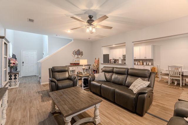 7309 Hobby Wind Ridge Drive, Houston, TX 77075