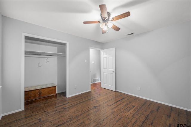 1209 Lakeside Drive, Grand Saline, TX 75140