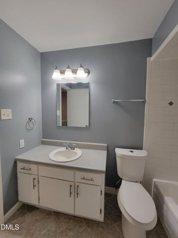 6303 New Market Way, Raleigh, NC 27615