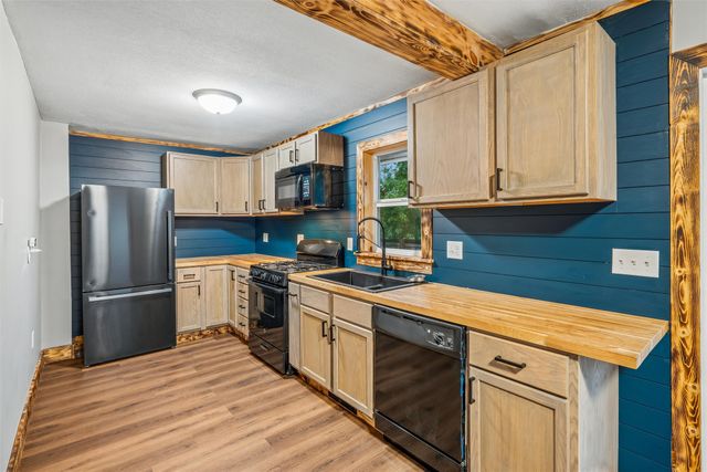 7302 SW 16th Street, Des Moines, IA 50315