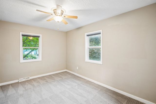 7302 SW 16th Street, Des Moines, IA 50315