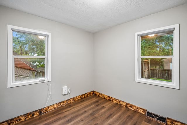7302 SW 16th Street, Des Moines, IA 50315