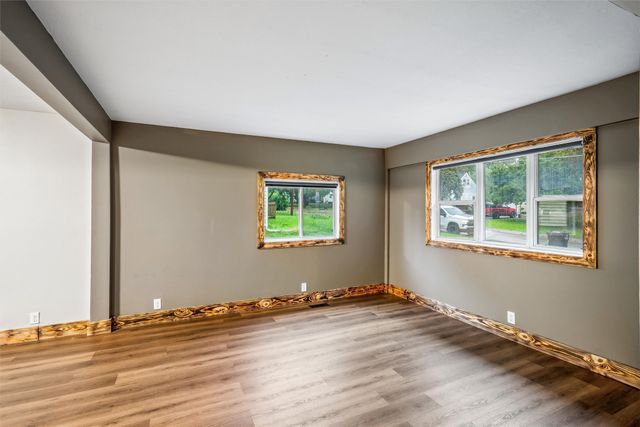 7302 SW 16th Street, Des Moines, IA 50315