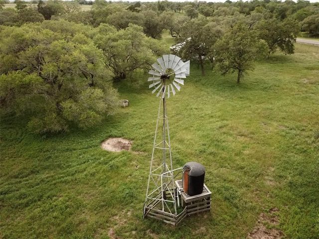 1440 Fm 2434, Weimar, TX 78962