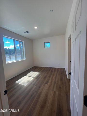 2950 W Presidio Drive 102, Flagstaff, AZ 86001