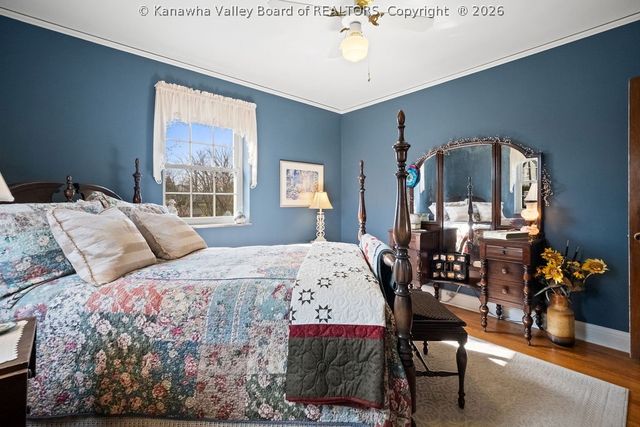 1012 Edgewood Drive, Charleston, WV 25302