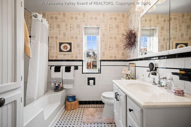 1012 Edgewood Drive, Charleston, WV 25302