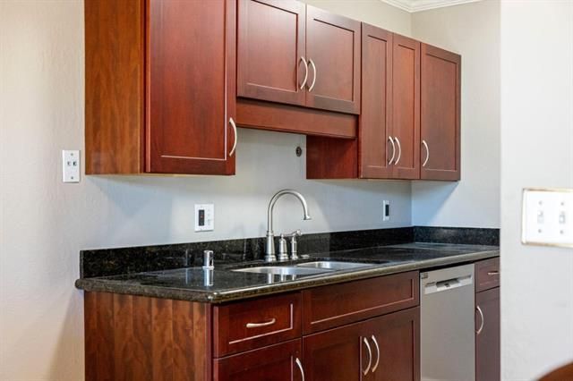 500 W Middlefield Road 98, Mountain View, CA 94043