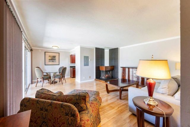 500 W Middlefield Road 98, Mountain View, CA 94043