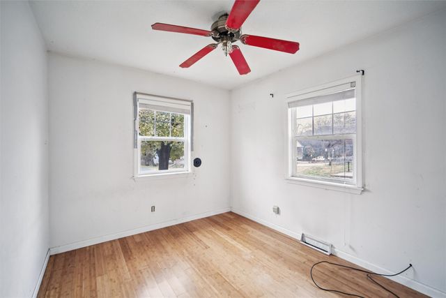 3111 Lincoln Avenue, Des Moines, IA 50310