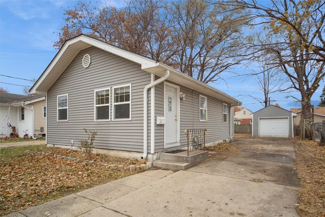 3111 Lincoln Avenue, Des Moines, IA 50310