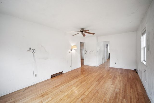 3111 Lincoln Avenue, Des Moines, IA 50310