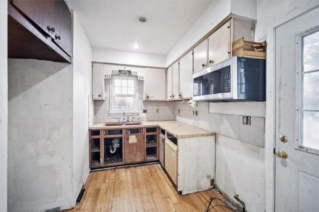 3111 Lincoln Avenue, Des Moines, IA 50310