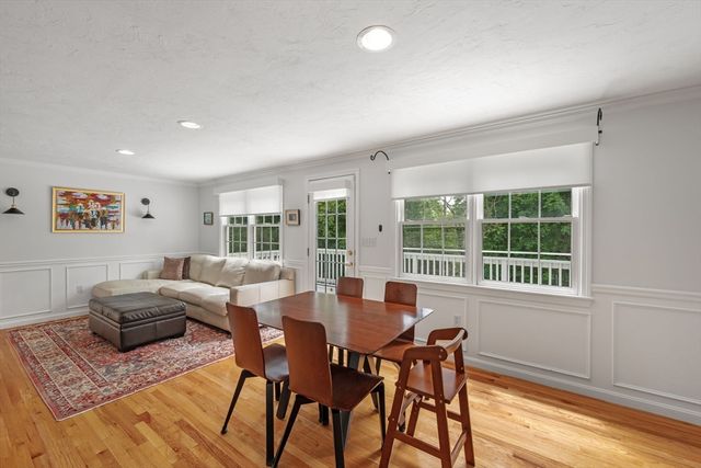 24 Blossom St, Waltham, MA 02451