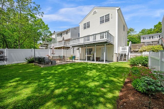 24 Blossom St, Waltham, MA 02451