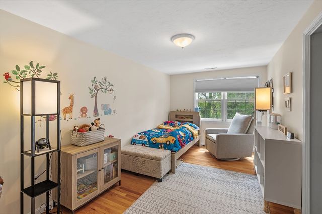 24 Blossom St, Waltham, MA 02451
