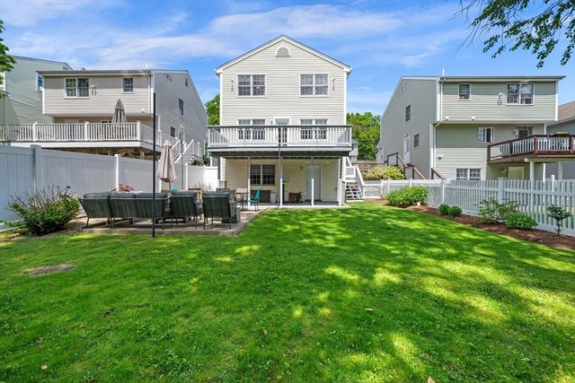 24 Blossom St, Waltham, MA 02451