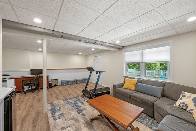 24 Blossom St, Waltham, MA 02451