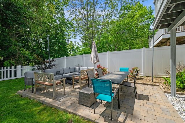 24 Blossom St, Waltham, MA 02451